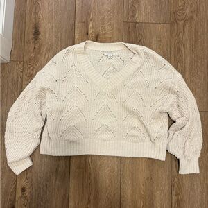 American Eagle Outfitters Cream V-Neck Cable Knit Sweater